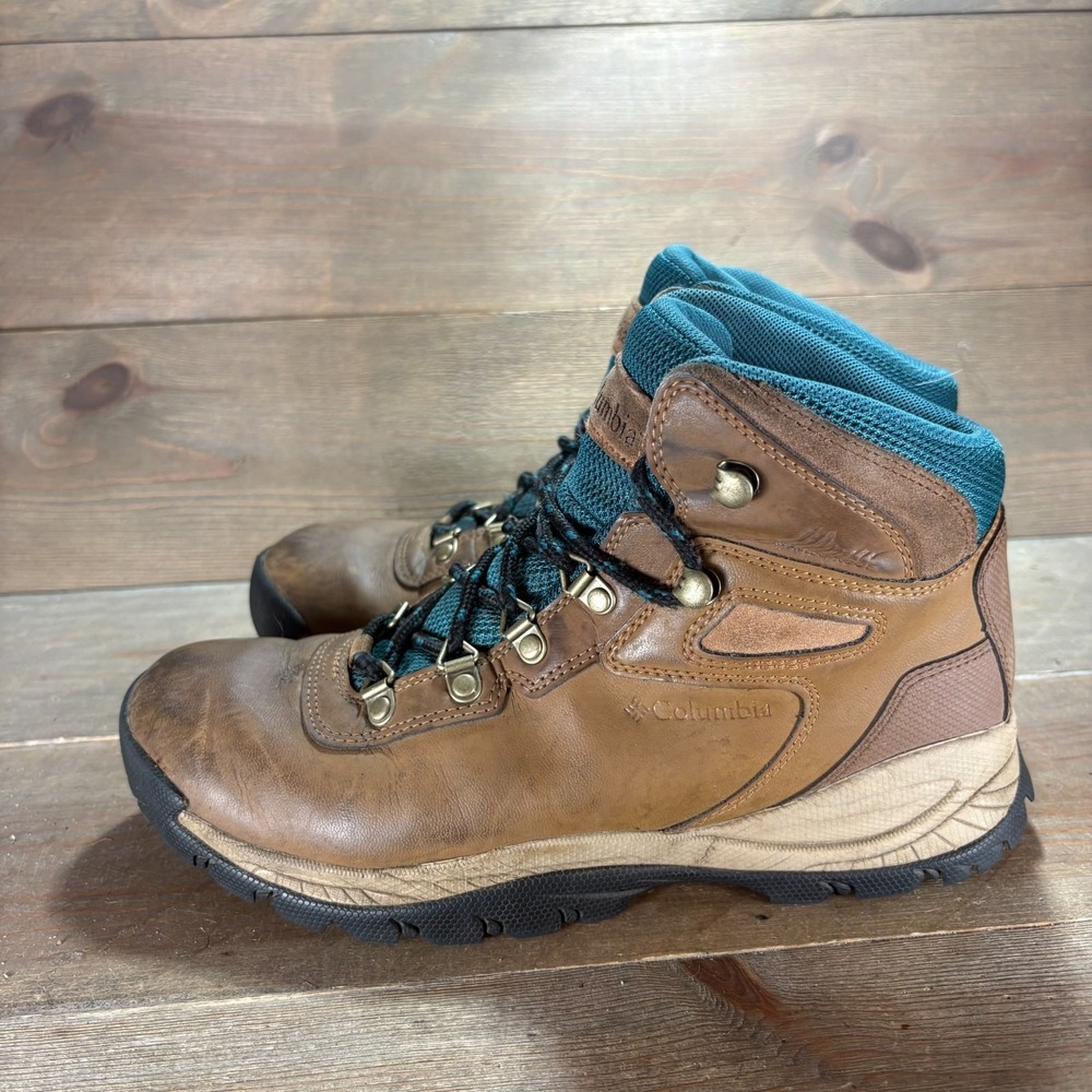 Columbia Newton Ridge Womens size 8.5 shoes Brown Waterproof Hiking boots